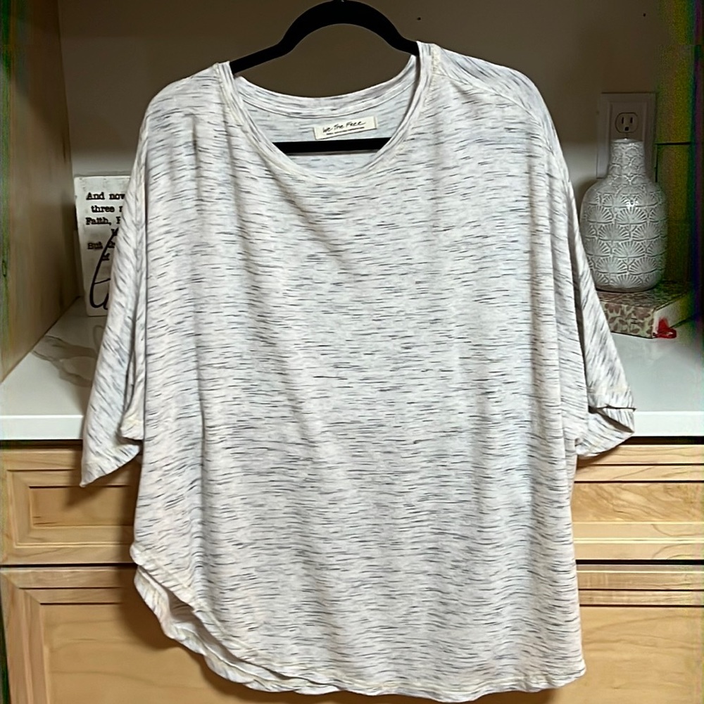 We the Free Athleisure tee; gray;  SMALL